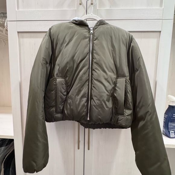 Zara contrasting removable hood puffer jacket khaki medium NWOT - Picture 4 of 8